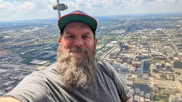 WanderBeard Willis Tower Skydeck Ledge