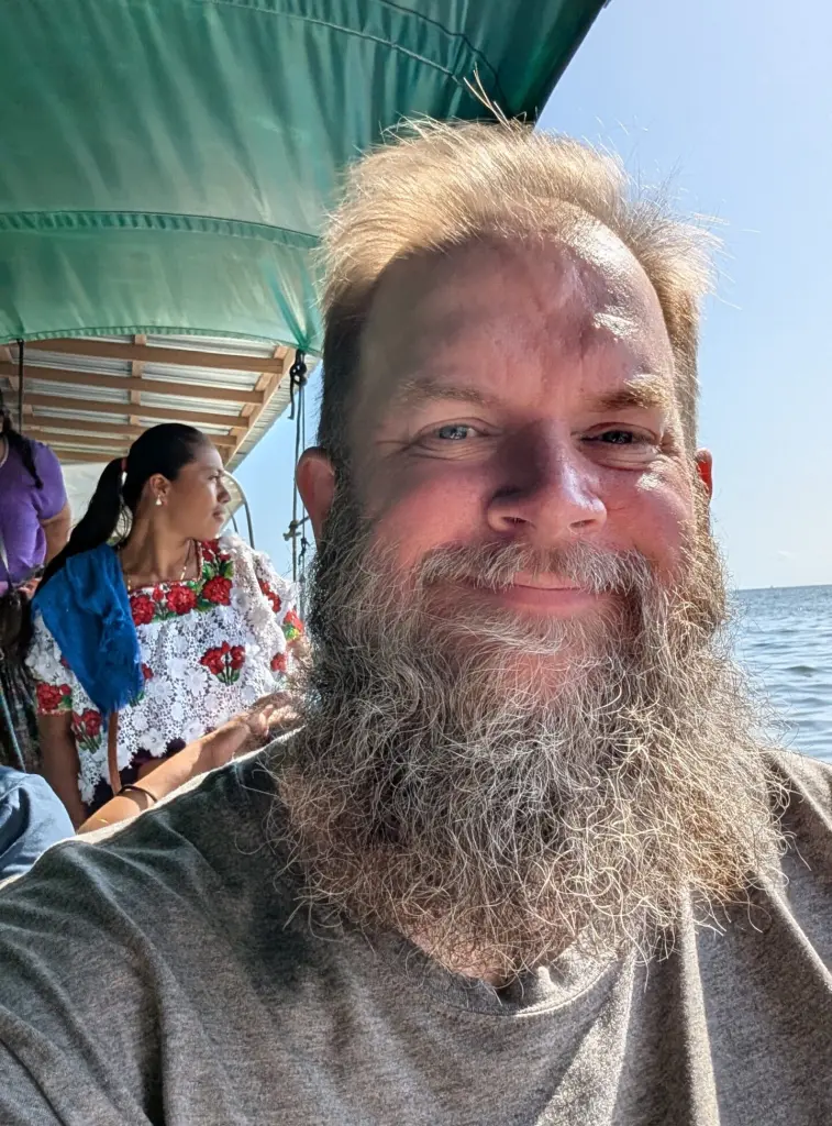 Floating Down The Rio Dulce For A Week, Discovering Guatemala’s Hidden Gem! WanderBeard On Water Taxi Leaving Livingston For Rio Dulce, Guatemala