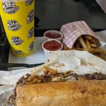 Italian Beef Combo At Al’s #1 Italian Beef, Wrigleyville, Chicago, IL, USA, May 19, 2024 Italian Beef Combo At Al’s #1 Italian Beef, Wrigleyville, Chicago, IL, USA, May 19, 2024
